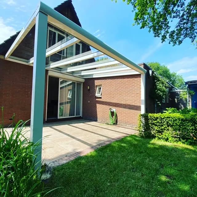 terrasoverkapping kleine tuin